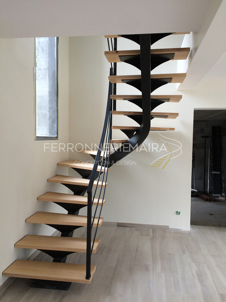 Escalier en acier– Ferronnerie Maira