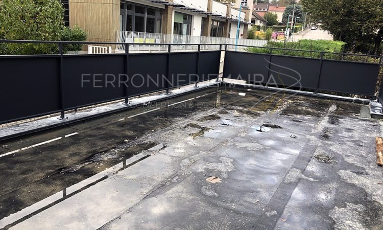 Garde-corps en tôle pour terrasse isère